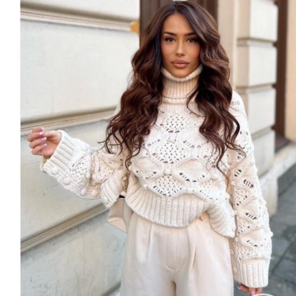 Zara Cable Knit Sweater With Buttons Bloggers Favorite